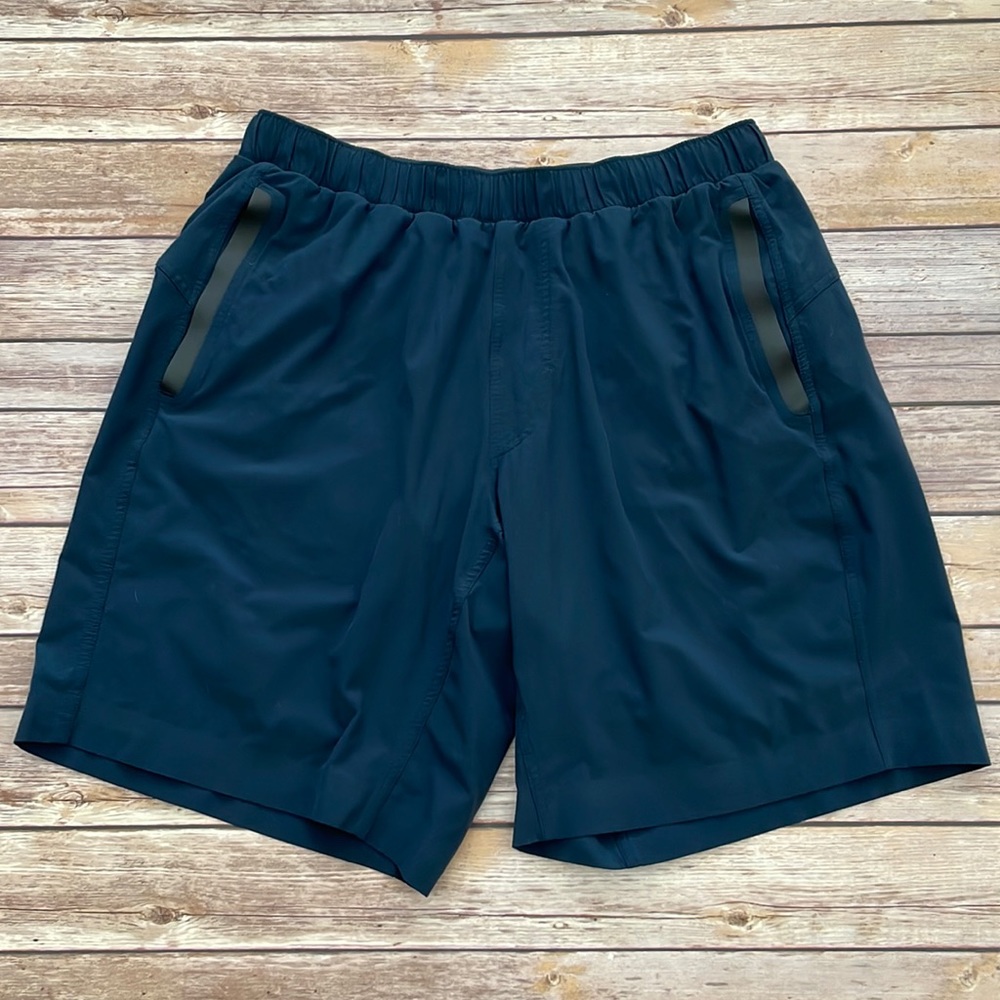 Mens Lululemon Underwear Lined, Large, 9” inseam